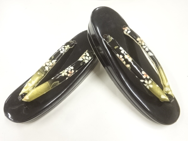 JAPANESE KIMONO / JAPANESE-STYLE ZORI (SIZE M)